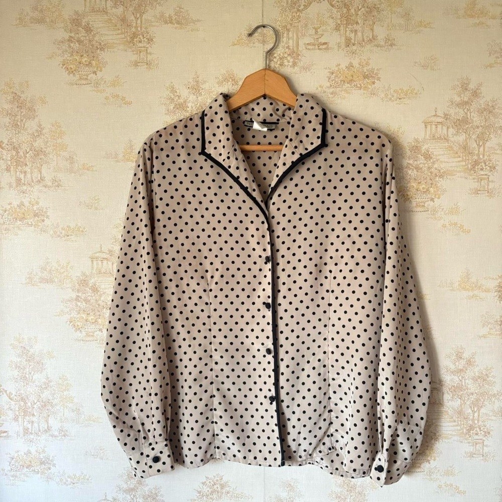 Vintage 90s beige black polka dot satin button front long sleeve Notations top L